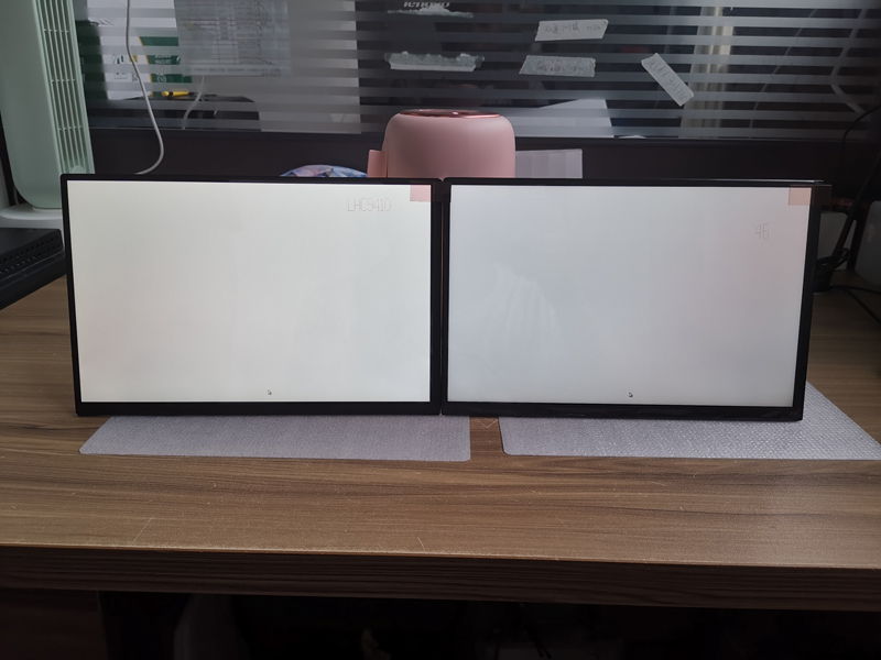 工业液晶屏的色差现象