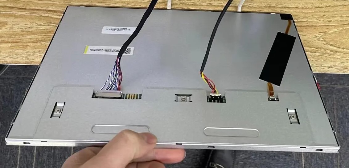 高性能液晶显示新选择：京东方EV121WXM-N11评测解析