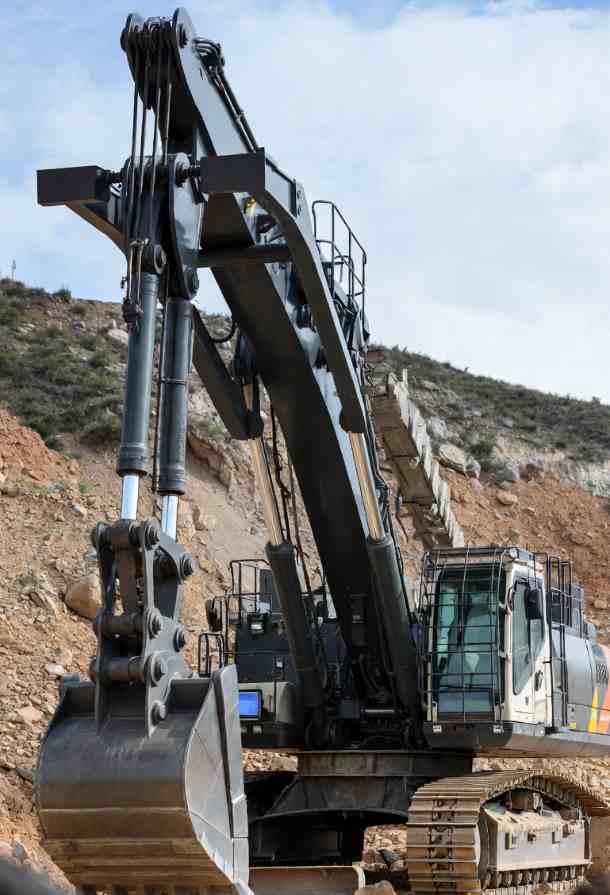 在内蒙古矿山环境中，工程挖掘机LCD液晶显示屏如何做到零下40℃依旧正常启动？